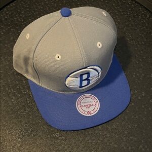 Mitchell & Ness Black and Gray Cap